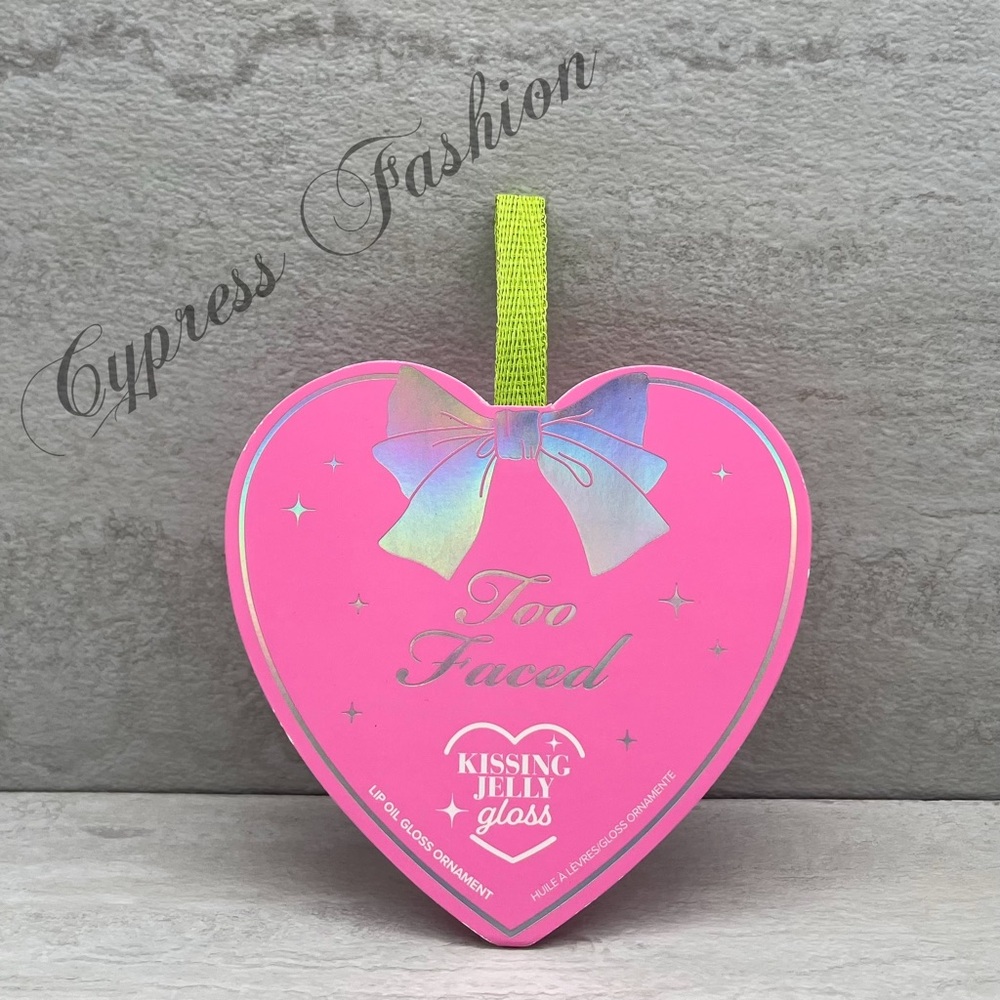 🔥 $12 Too Faced Kissing Jelly Gloss in Sweet Taffy - Picture 4 of 11